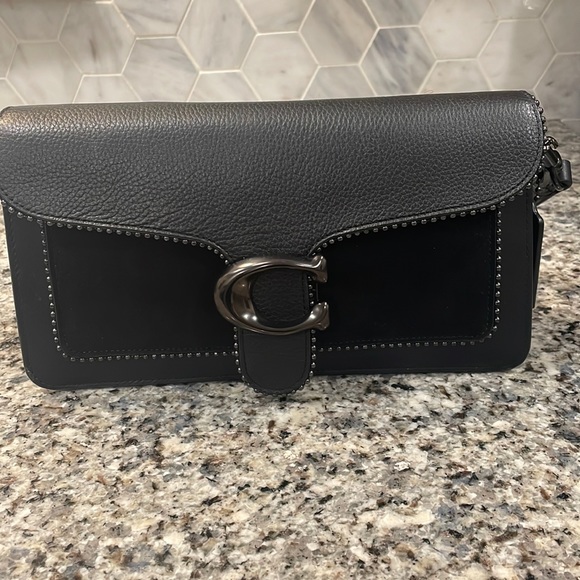 Coach Handbags - Tabby 26 black hardware & black bead chain detail on bag.